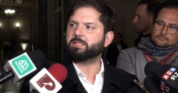 Boric se desmarca del Banco Central por el efecto del salario mínimo y la jornada laboral de 40 horas.