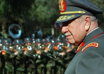 Pinochet entre los más admirados: Cadem destaca una evolución en la percepción histórica.