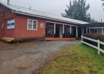 Robo millonario en escuela rural de Santa Bárbara: delincuentes sustrajeron equipos, alimentos y causaron daños.