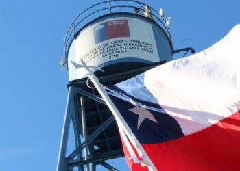 Garantizan acceso a agua potable para cerca de 300 familias y una escuela en la zona rural de Los Ángeles.