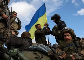 La ONU denuncia a Rusia por crímenes de guerra y contra la humanidad debido a sus abusos en Ucrania.