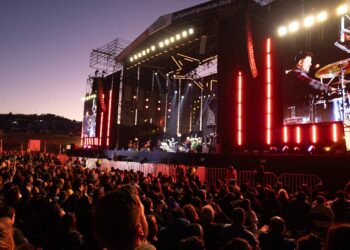 La fiesta de La Pampilla en Coquimbo se despide con un gran éxito en su versión 2025, convocando a más de 700 mil asistentes.