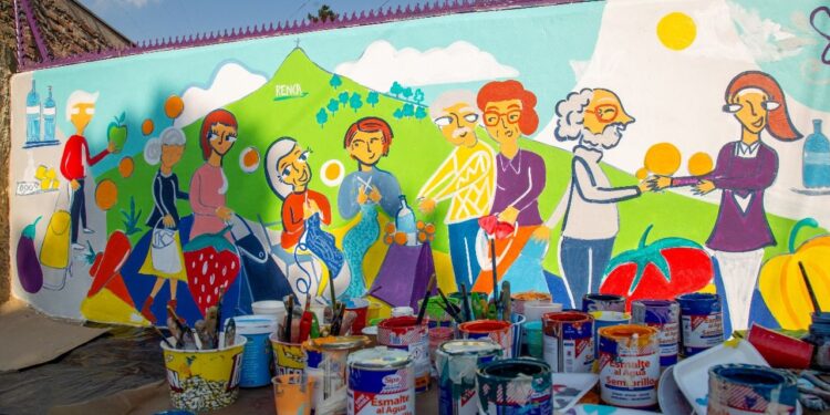 Mural hecho en conjunto en la Despensa Social de Renca.