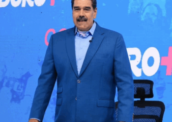Maduro pone en marcha el “Plan Independencia 200” con movilización militar en varias zonas de combate.
