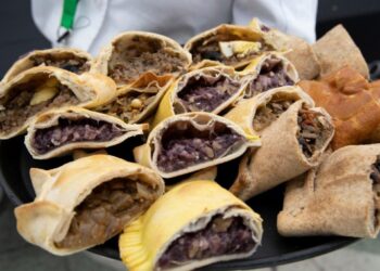 Invitan a unirse al concurso tradicional que selecciona la mejor empanada de Valparaíso.
