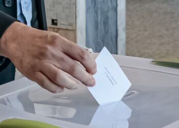 Aprobaron multa por no votar y nueva norma para el voto de extranjeros.