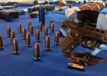 Operativo en Mulchén y Negrete deja viviendas allanadas y arrestos: se confiscaron diversas armas y también drogas.