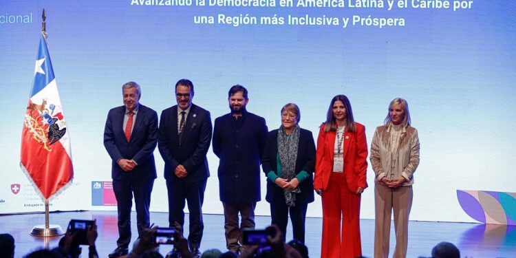 Autoridades invitan a la conversación con la ciudadanía