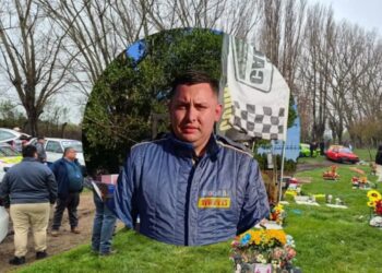 Funeral de destacado piloto de Los Ángeles congrega a cientos de personas para una conmovedora despedida.