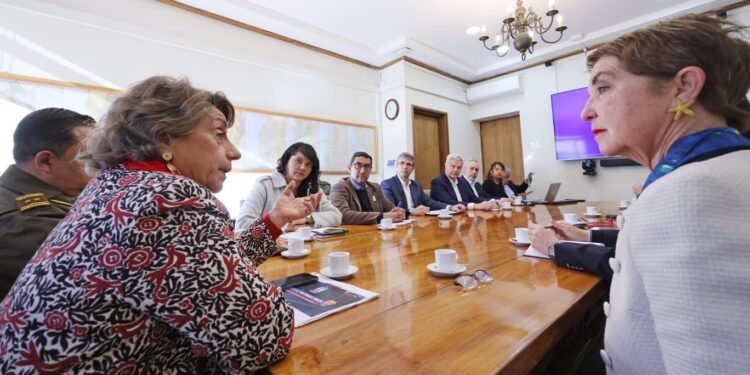 MOP pone en marcha plan de rutas y vuelos por Fiestas Patrias XL