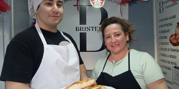 Los Ángeles festejó con la mejor empanada de la ciudad: la pastelería y panadería «Bristelia» se llevó el primer puesto.