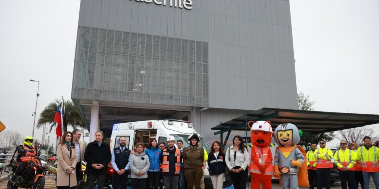 Más de 600 mil autos ya han salido de Santiago por la XL Fiestas Patrias.