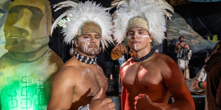 Rapa Nui se presenta en Biobío con danza, música y un evento cultural: Descubre las comunas y las fechas de las presentaciones.