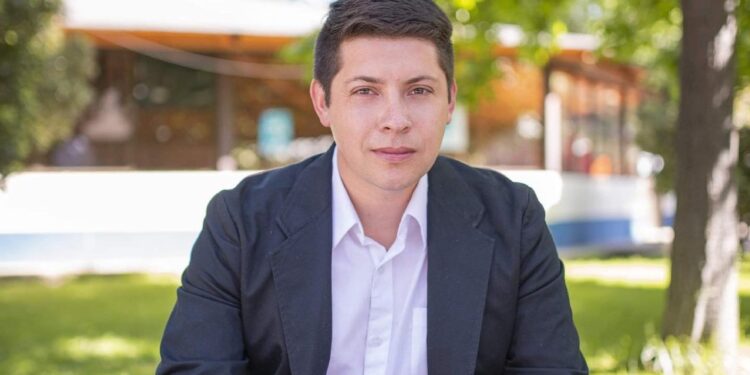 Alcalde de Vichuquén se disculpa públicamente y admite su equivocación.