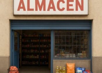 Almacenes reportan un gran aumento en productos básicos y caídas en los procesados.