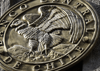 Banco Central sube ligeramente su proyección de crecimiento y sigue atento a la inflación subyacente.