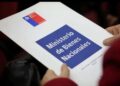 Cinco funcionarios de Bienes Nacionales en Arica son detenidos por posible corrupción relacionada con terrenos fiscales.
