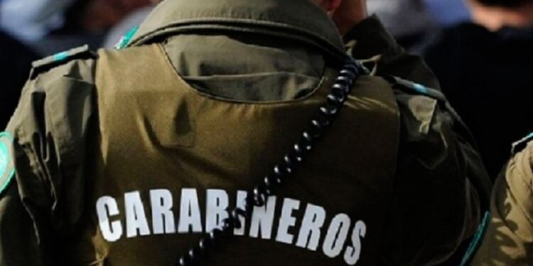 Arrestan a hombre que atacó a carabinero con un ladrillo en Las Condes.