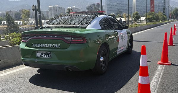 [VIDEO] Lo Barnechea: detienen a falsos jardineros armados tras robo violento y persecución.