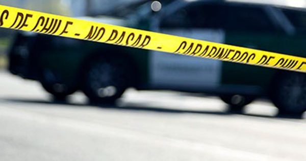 Carabineros pide la renuncia al jefe de Labocar tras el robo en sus instalaciones en Santiago.