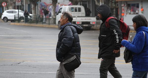 INE: El desempleo en Chile llega al 8,6% entre junio y agosto de 2025.