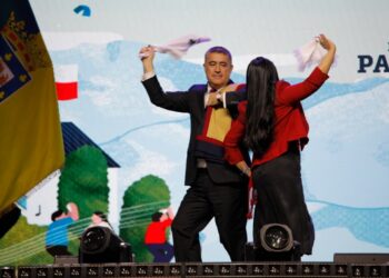 Santiago dio inicio a las Fiestas Patrias haciendo un llamado a la unidad, la seguridad y al diálogo.