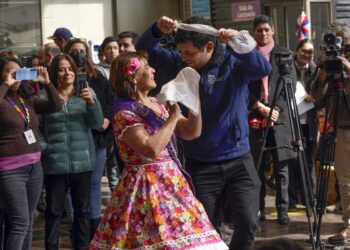 Independencia da el vamos a las Fiestas Patrias con feria chilena.