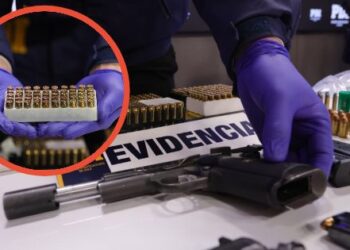 Detienen a tres cabros por usar información privilegiada en robos a empresas de la RM.