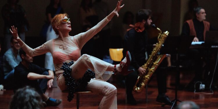 U. de Chile indaga en lo posthumano.