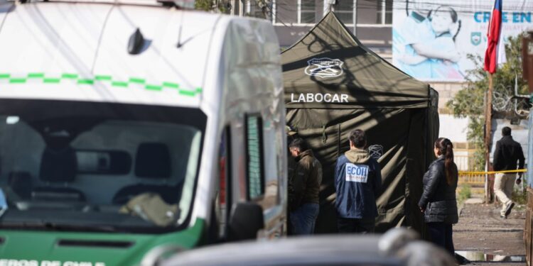 Hombre fue ultimado a balazos en plena calle en Bajos de Mena.