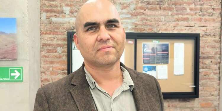 «Litio a ciegas» por Manuel Reyes