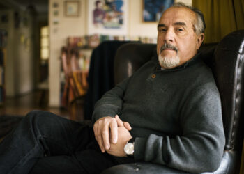 Ramón Díaz Eterovic es galardonado con el Premio Nacional de Literatura 2025.