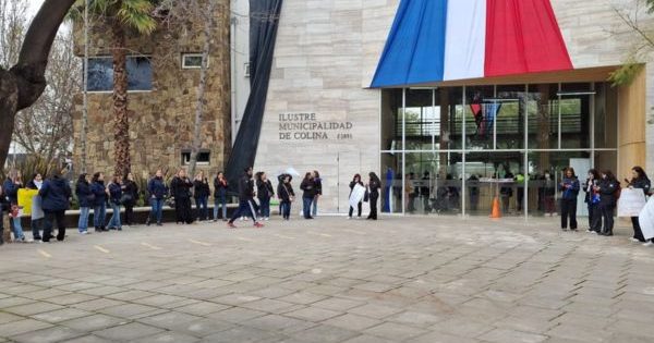 Jardines infantiles y la Corporación de Colina llegan a acuerdo y levantan la movilización.