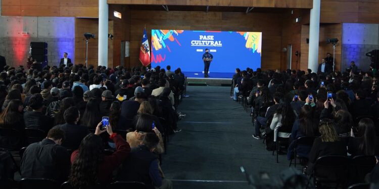 Gobierno lanza el Pase Cultural para que más personas puedan disfrutar de la cultura.
