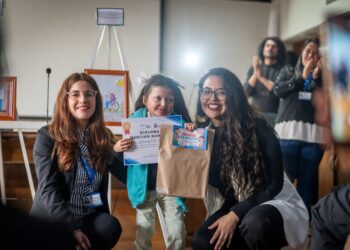 San Clemente reconoció el talento estudiantil en el concurso “Historias que Incluyen”.