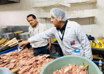 Autoridades realizan fiscalización en la fonda de la Medialuna de Rancagua antes de Fiestas Patrias.