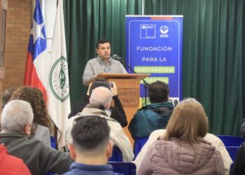 APISTECH unió ciencia, tecnología y producción apícola en Santo Tomás Talca.