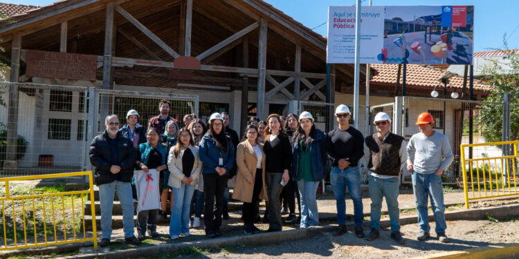 Comienzan las labores de conservación en la escuela Pedro Antonio Tejos de Empedrado.