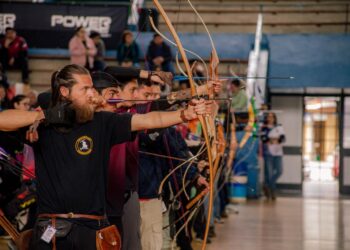 Vuelta a la época vikinga: torneo de arquería y museo al aire libre en Talca.