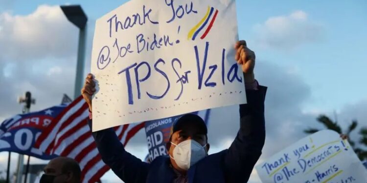 La Corte Suprema de EE.UU. autoriza nuevamente al gobierno de Trump a cancelar el TPS de miles de venezolanos.