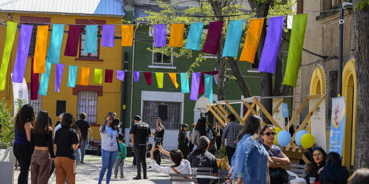 ¡Éxito rotundo en la primera edición del Mercadito Las Telas en Independencia!