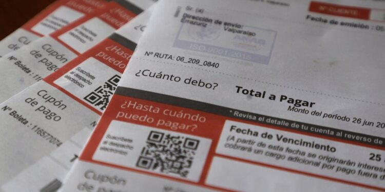 Sernac demanda a CGE para que compense a los clientes de O’Higgins y Maule afectados por problemas en la facturación.