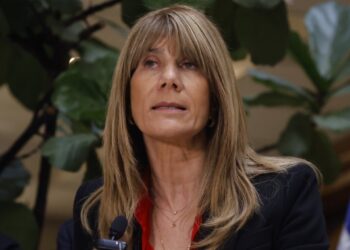 La senadora Rincón denunció que el Presidente Boric está utilizando la cadena nacional para el Presupuesto 2026 como una plataforma «campañera».