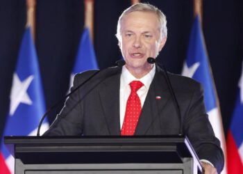 José Antonio Kast arremetió nuevamente contra el Presidente Boric: «El único pequeño es él».