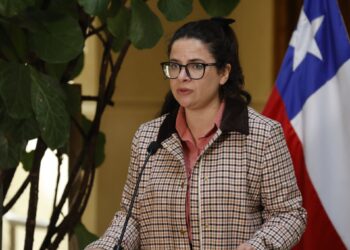 Ministra Orellana defiende al SernamEG frente a acusaciones de negligencia en la libertad condicional del agresor de Nabila Rifo: «Eso no es cierto».