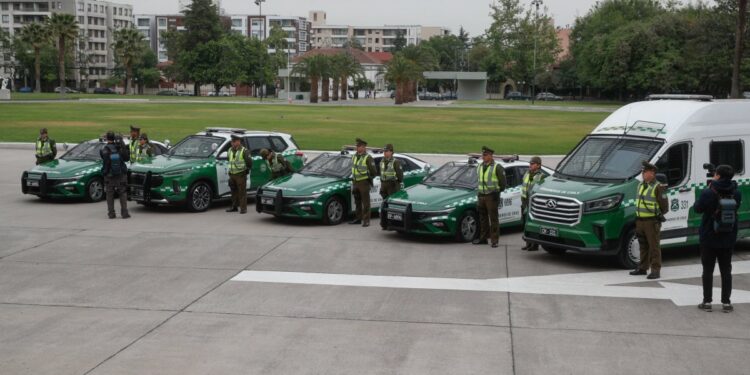 Plan «Calles Sin Violencia»: Se firma un convenio de más de $4.000 millones para mejorar la prevención y combate del delito.
