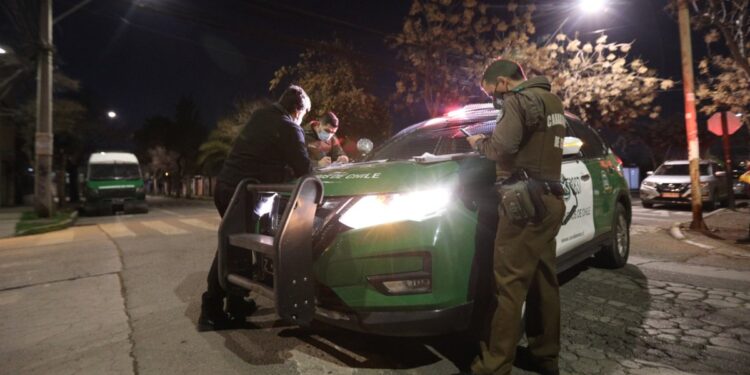 Hombre fue apuñalado y dejado en la vía pública de Talcahuano, donde falleció.