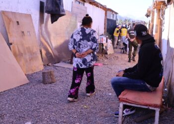 Desalojo inminente de la toma Dignidad a pesar de amenazas de muerte y ataques armados contra los funcionarios municipales de La Florida.