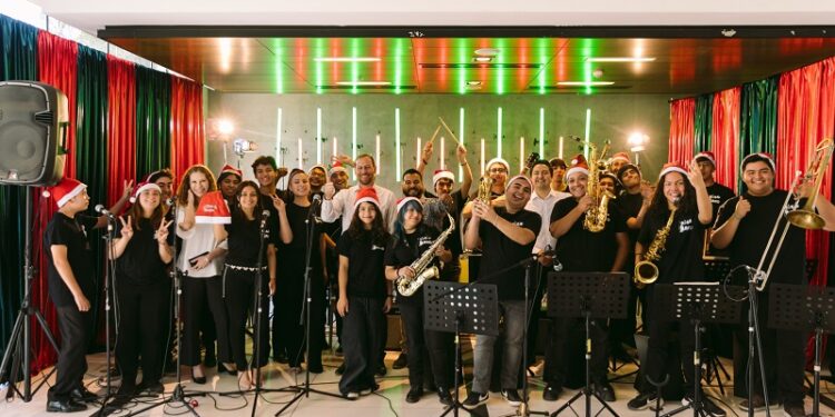 Arte y cultura, las mejores notas del dúo Big Band-Molymet.