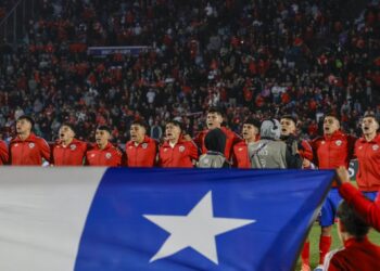 Ajustan el horario del partido entre Chile y México en los octavos de final.